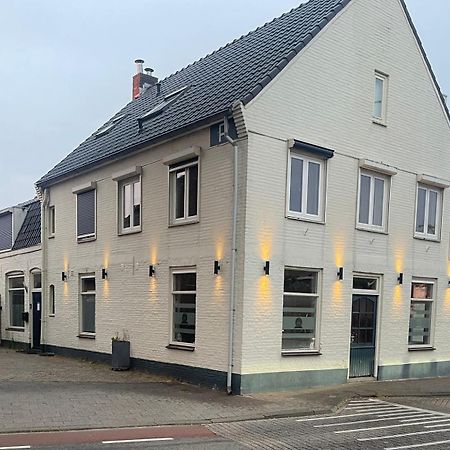 Hotel De Slapende Hollander Kaatsheuvel Eksteriør billede