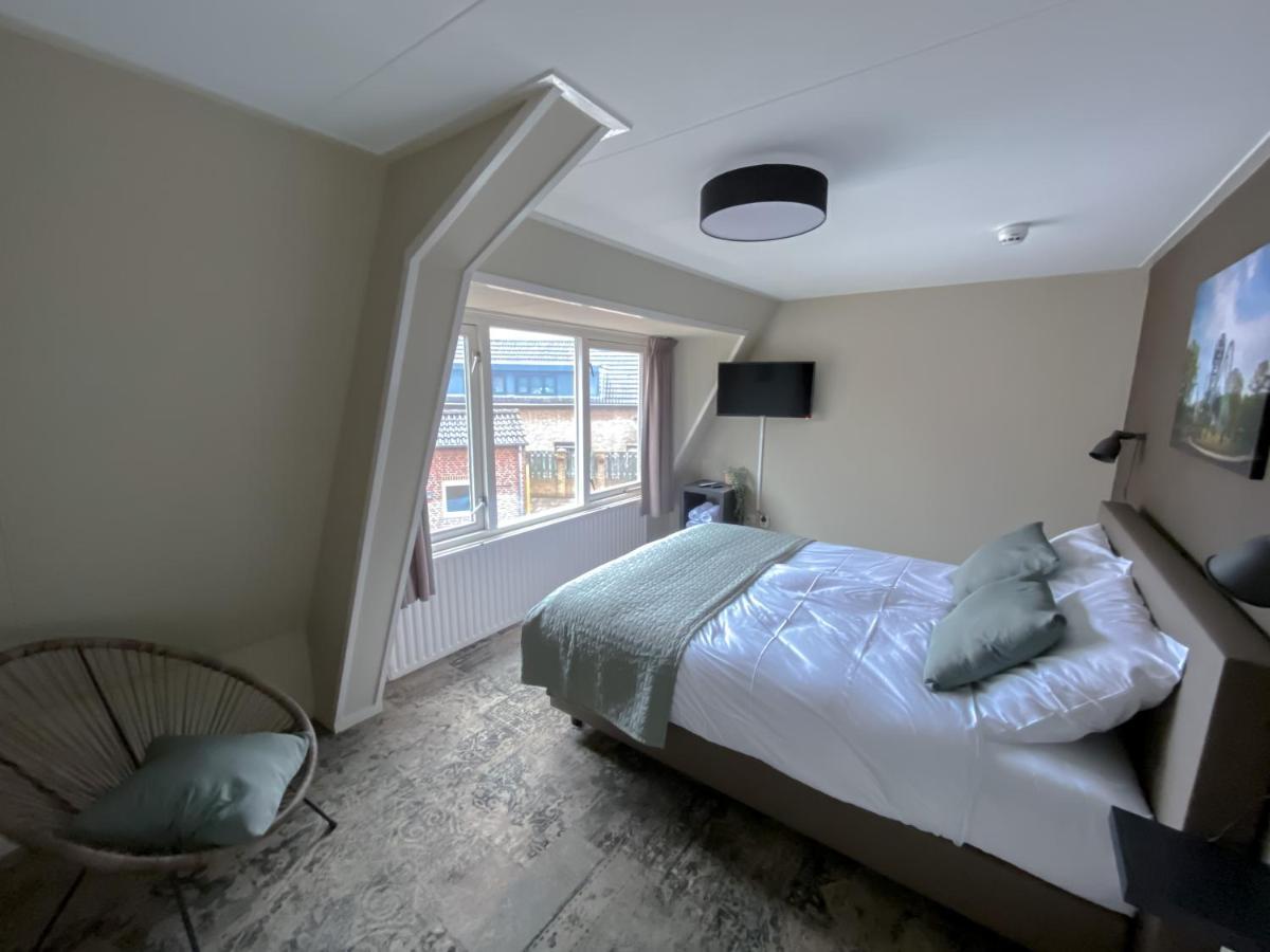 Hotel De Slapende Hollander Kaatsheuvel Eksteriør billede